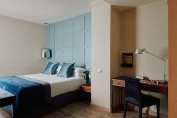 Gallery Hotel