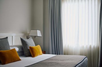 Gallery Hotel