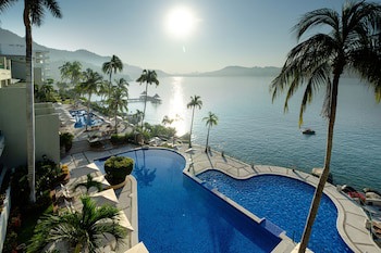 Camino Real Acapulco Diamante