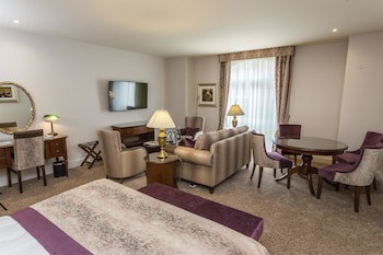 The Swans Nest Hotel