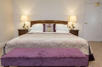 The Swans Nest Hotel