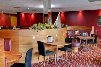 Best Western Kings Manor Hotel