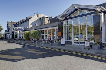 Best Western Kings Manor Hotel