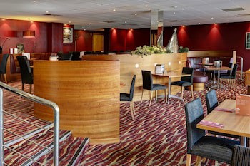 Best Western Kings Manor Hotel
