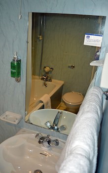 Best Western Kings Manor Hotel