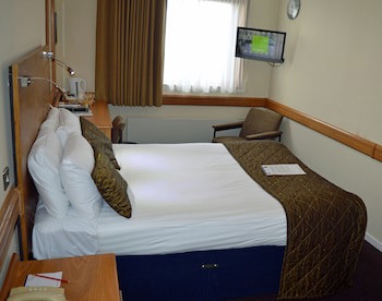 Best Western Kings Manor Hotel