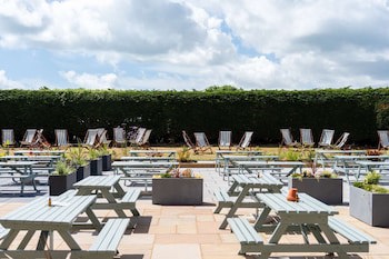 The Queens Hotel