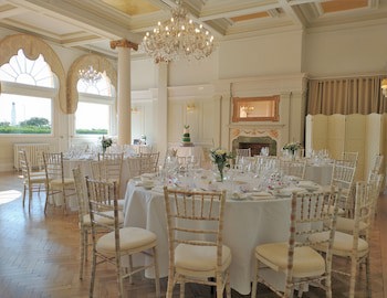 The Queens Hotel