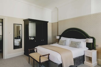 The Queens Hotel