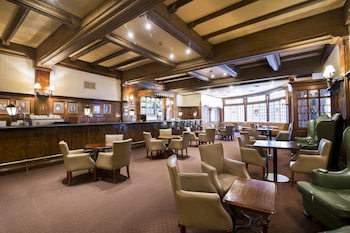 Claridge Hotel