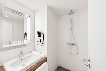 Holiday Inn Berlin City West by IHG galeri fotoğrafı