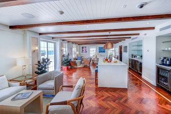 Hamilton Princess & Beach Club - A Fairmont Managed Hotel
