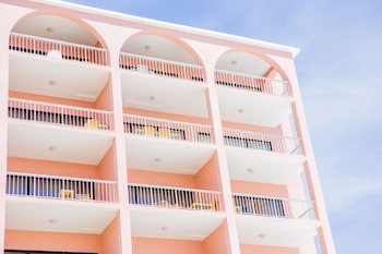 Hamilton Princess & Beach Club - A Fairmont Managed Hotel