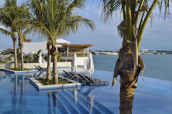 Hamilton Princess & Beach Club - A Fairmont Managed Hotel
