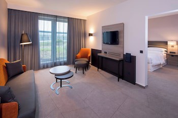 Sheraton Duesseldorf Airport Hotel galeri fotoğrafı
