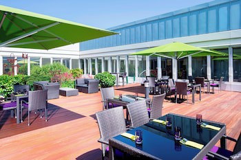 Sheraton Duesseldorf Airport Hotel galeri fotoğrafı