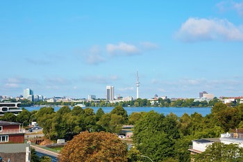 Crowne Plaza Hamburg - City Alster by IHG galeri fotoğrafı