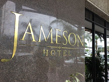 Cresta Jameson