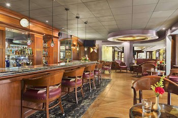 Ramada Plaza By Wyndham Palm Grove