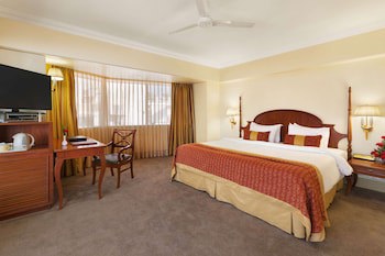 Ramada Plaza By Wyndham Palm Grove