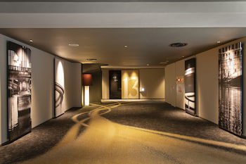 Cross Hotel Osaka