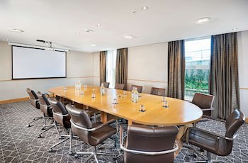 Hilton London Croydon