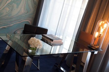 Renaissance Hamburg Hotel galeri fotoğrafı