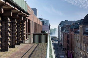 Renaissance Hamburg Hotel galeri fotoğrafı