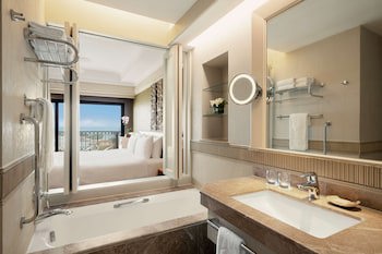 Shangri-La Rasa Sentosa, Singapore