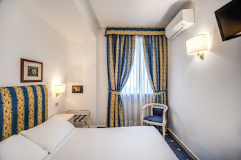 Napoleon Hotel galeri fotoğrafı