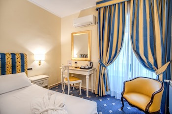 Napoleon Hotel galeri fotoğrafı
