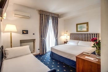 Napoleon Hotel galeri fotoğrafı
