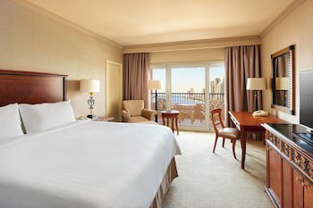 Cairo Marriott Hotel & Omar Khayyam Casino