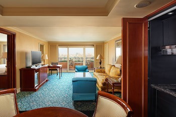Cairo Marriott Hotel & Omar Khayyam Casino