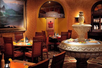 Cairo Marriott Hotel & Omar Khayyam Casino
