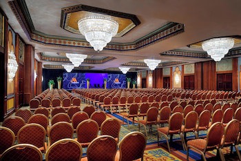 Cairo Marriott Hotel & Omar Khayyam Casino