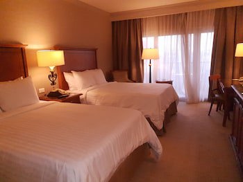 Cairo Marriott Hotel & Omar Khayyam Casino