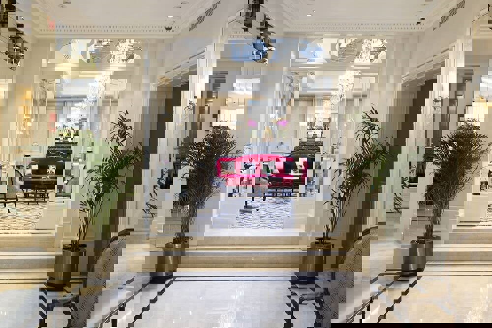 Hotel St Petersbourg Opera & Spa