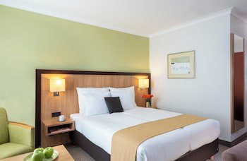 Leonardo Hotel Dusseldorf Airport Ratingen fotoğrafı