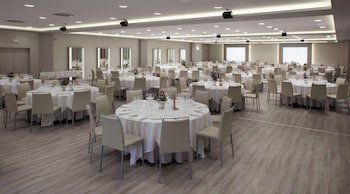 Nh Pamplona Iruna Park