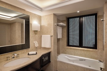 Beach Rotana galeri fotoğrafı