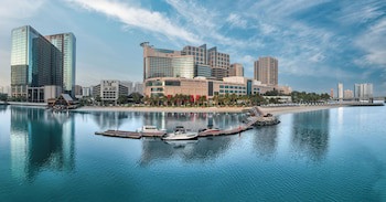 Beach Rotana galeri fotoğrafı