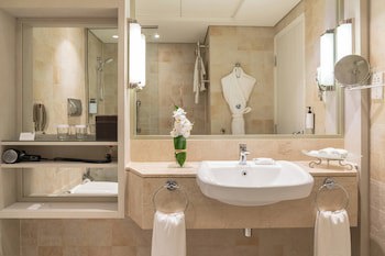 Beach Rotana