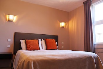 Shillingford Bridge Hotel