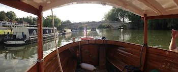 Shillingford Bridge Hotel