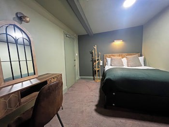 Shillingford Bridge Hotel