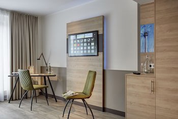 Lindner Hotel Dusseldorf Airport, part of JdV by Hyatt galeri fotoğrafı