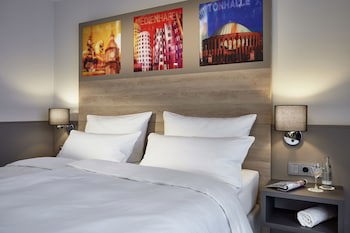 Lindner Hotel Dusseldorf Airport, part of JdV by Hyatt galeri fotoğrafı