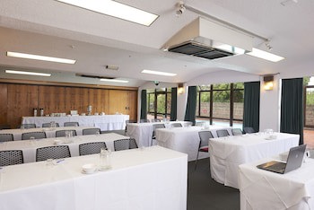Auckland Rose Park Hotel