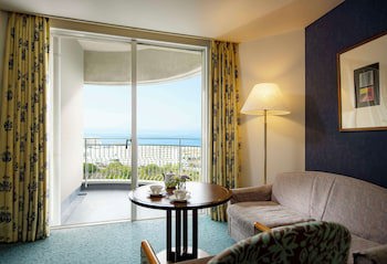 Kobe Portopia Hotel